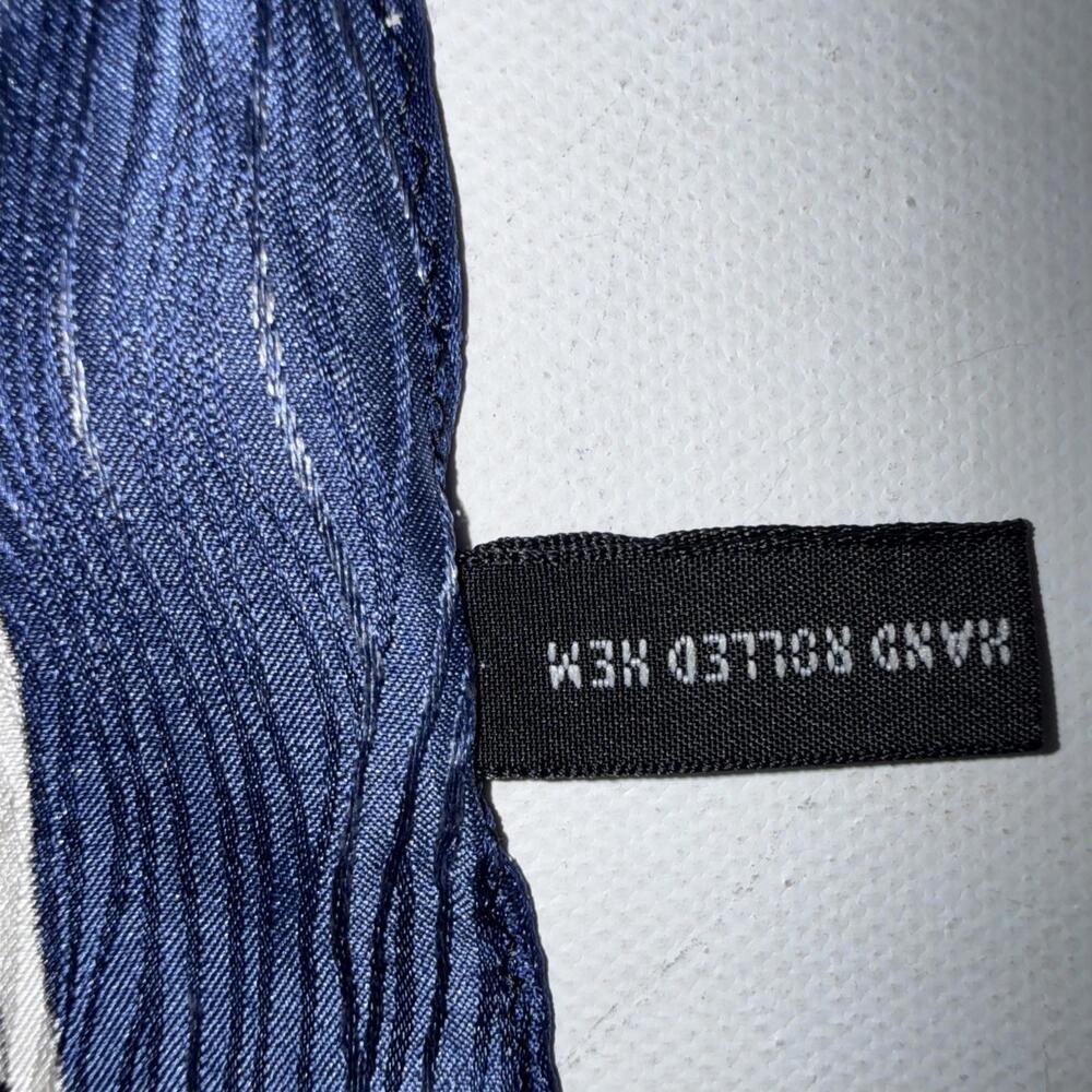 Unbranded 100% Silk Handkerchief Made In Korea Hand Rolled‎ Vintage Pocket Scarf - Picture 4 of 6